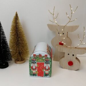 Kagedåse Nøddeknækkernes postkasse