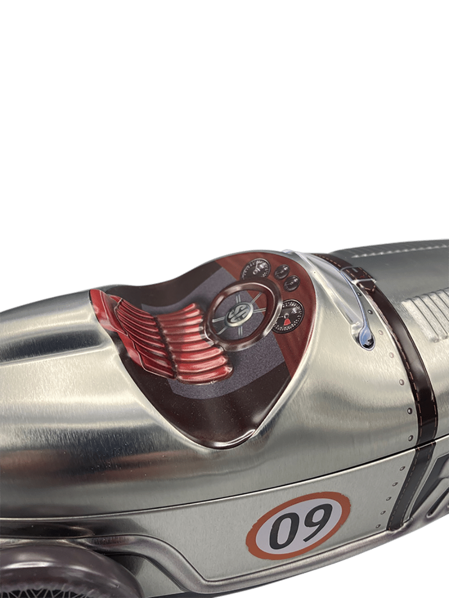 s_lv_racer_bil_nummer_9_kaged_se_b.png Kagedåse Sølv racer bil nr. 9 b