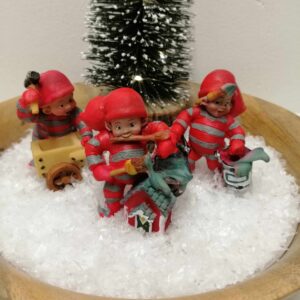 Nissetumlingerne maler nissebyen