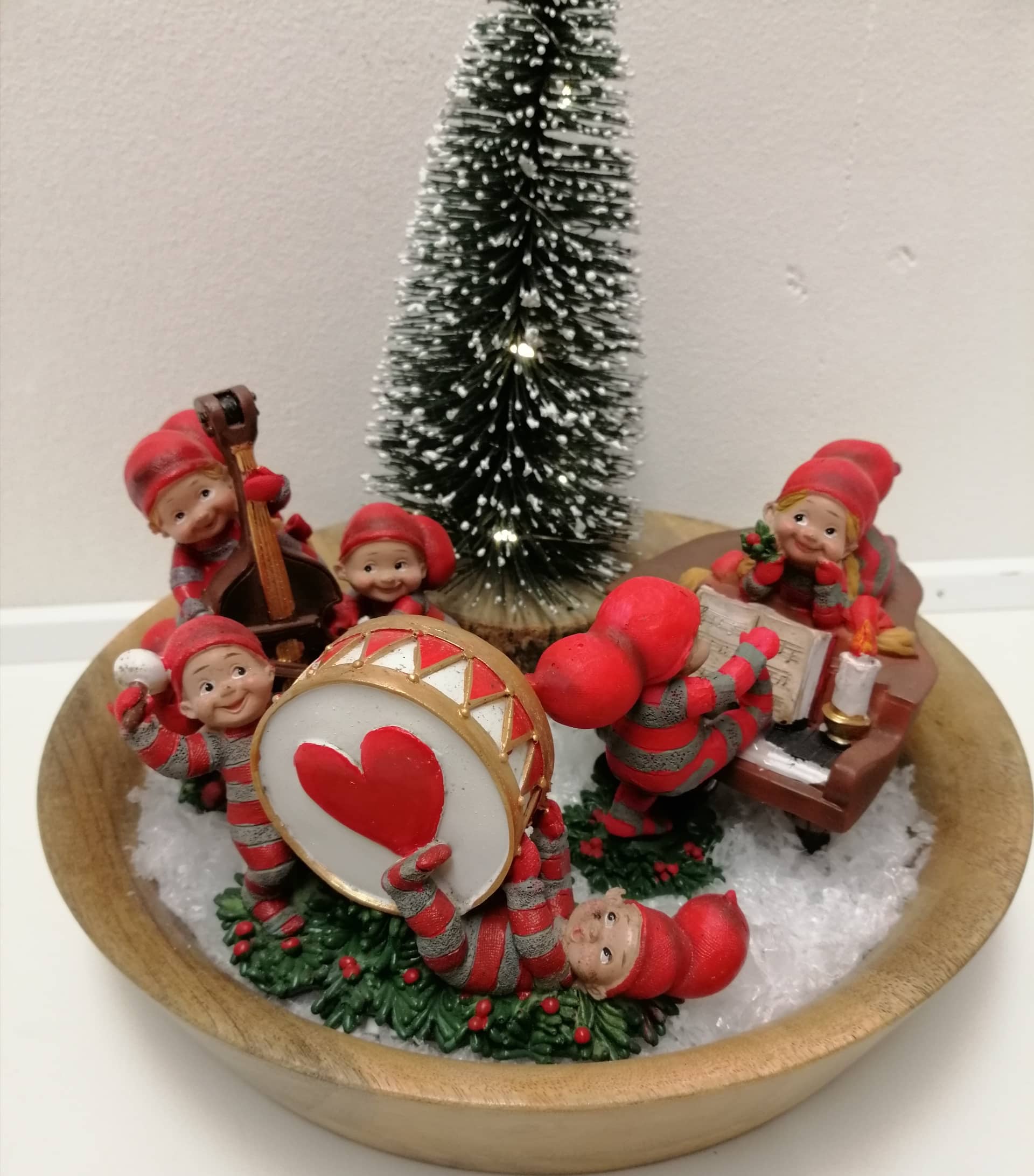 nissetumlingernes-musikalske-big-band_pphq6bqwqb6zkvh7.jpg Nissetumlingernes musikalske big band