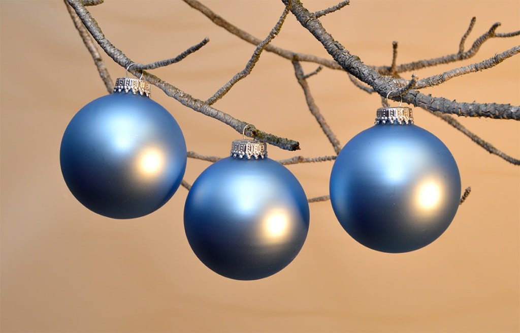 silkematte-alpinbl-glas-juletrs-kugler--8-cm_8ip9bt32uielju41.jpg Silkematte alpinblå juletræskugler Ø 8 cm