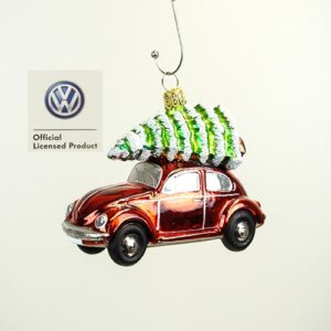VW folkevogn med juletræ juletræskugle