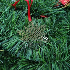 Guld snefnug juletræspynt i metal c