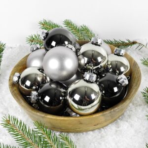 Silkematte og blanke sølv antracit juletræskugler Ø 6 cm