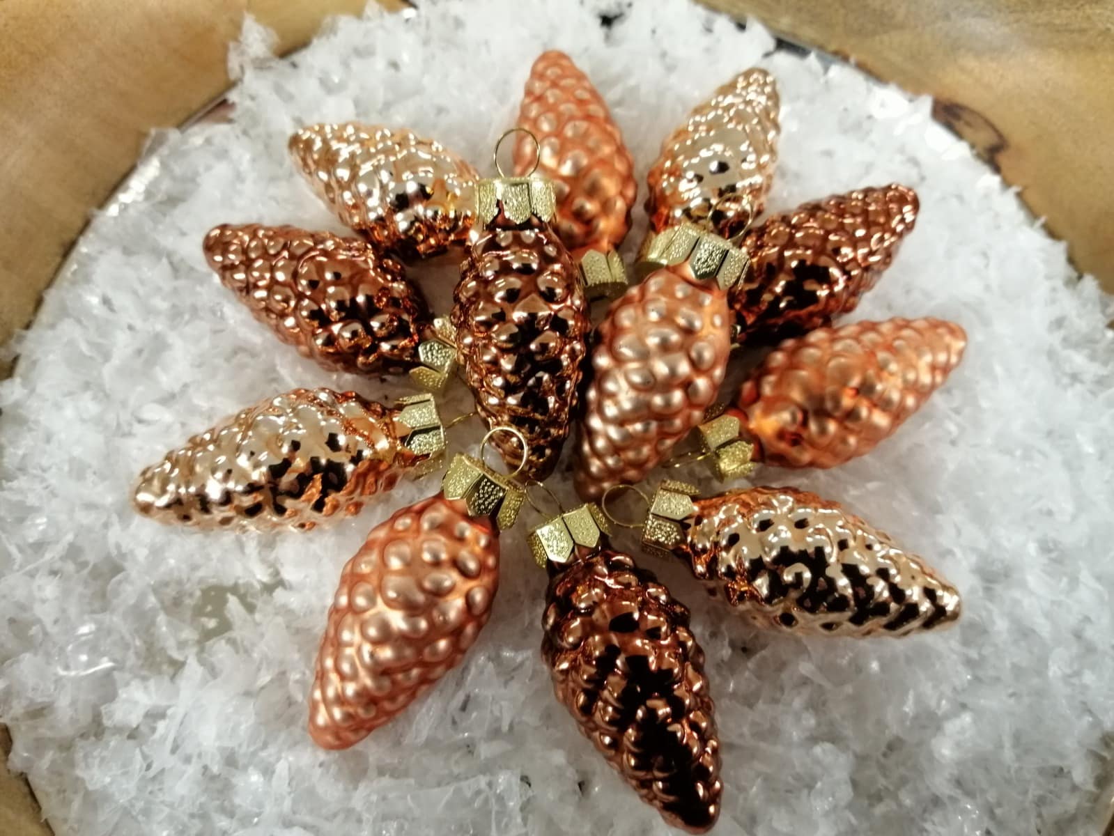 lys-kobber-juletr_skogler.jpg Lys kobber juletræskogler