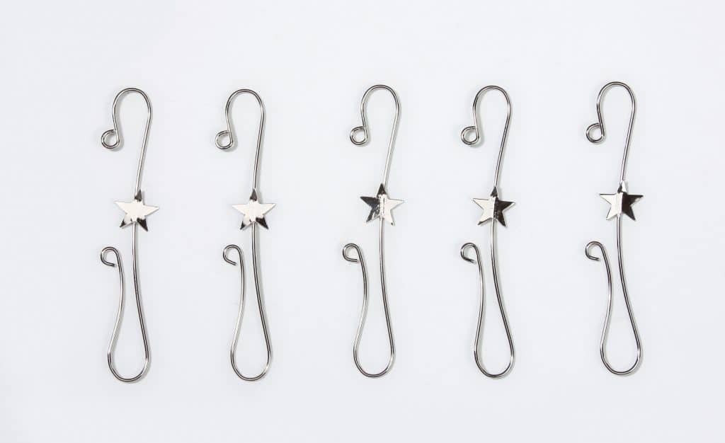slv-kroge-med-stjerne-til-juletrskugler_hekq3tbrkpcoxqou.jpg Sølv kroge med stjerne til juletræskugler