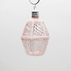 Lyserød buttet lanterne juletræskugle med glas vinduer