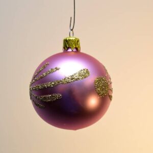 Rosa julekugle med stjerneskud