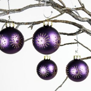 Lilla silkematte juletræskugler med guld deko Ø 6 cm