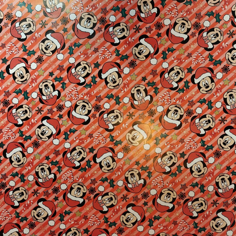 Disney gavepapir med Mickey og Minnie Mouse Disney gavepapir med Mickey og Minnie Mouse